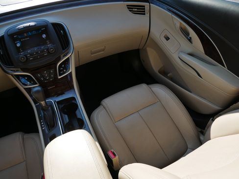 Used 2015 Buick LaCrosse Premium w/ Driver Confidence Package #1 FWD image 11