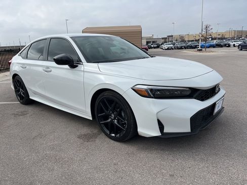 Certified 2025 Honda Civic Sport image 3