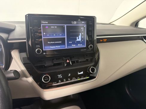 Used 2022 Toyota Corolla LE FWD image 15