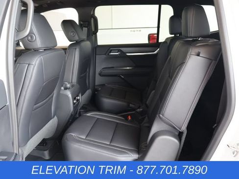 New 2026 GMC Acadia Elevation w/ Black Edition FWD image 17