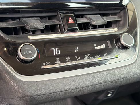 Used 2024 Toyota Corolla LE FWD image 19