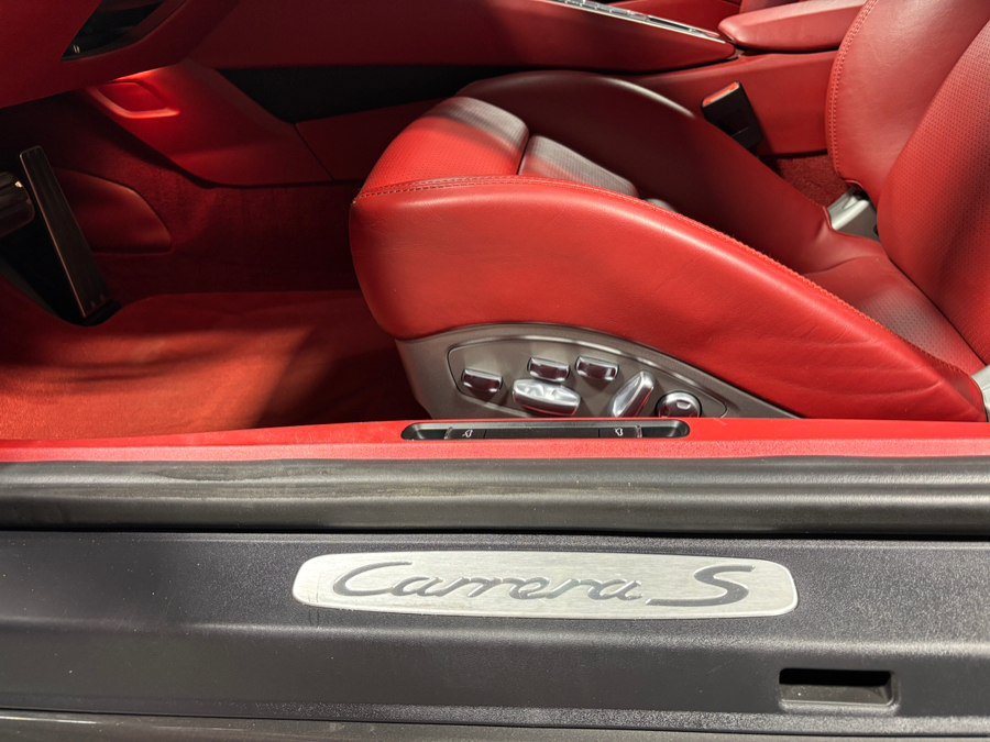 Used 2014 Porsche 911 Carrera S RWD image 19