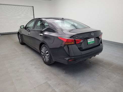 Used 2023 Nissan Altima 2.5 SV image 5