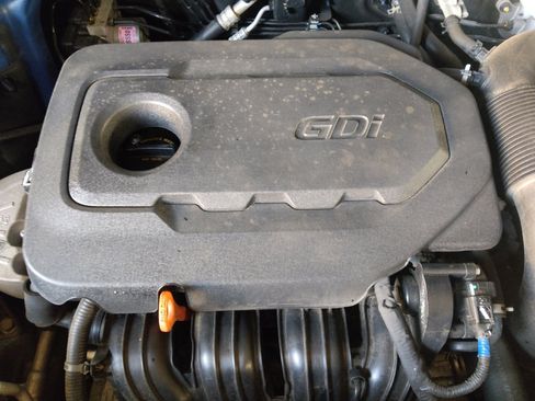 Used 2020 Hyundai Santa Fe SE AWD/4WD image 30