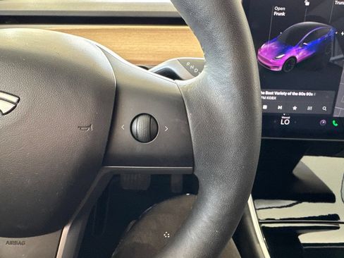 Used 2020 Tesla Model Y Long Range AWD/4WD image 20
