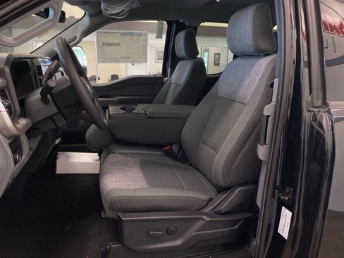 New 2025 Ford F550 4x4 SuperCab Super Duty w/ XLT Value Package image 11