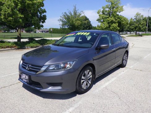 Used 2013 Honda Accord LX image 3