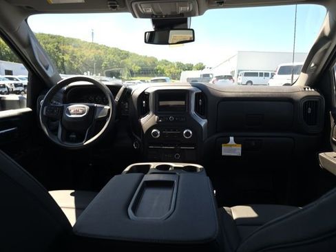 New 2024 GMC Sierra 3500 Pro w/ Convenience Package image 11