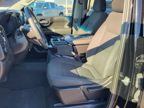 Used 2022 Chevrolet Silverado 1500 Custom Trail Boss w/ LPO, Dark Essentials Package image 16