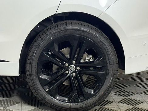 New 2026 Jaguar F-PACE R-Dynamic S image 12