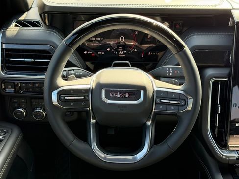 New 2026 GMC Yukon Elevation image 8