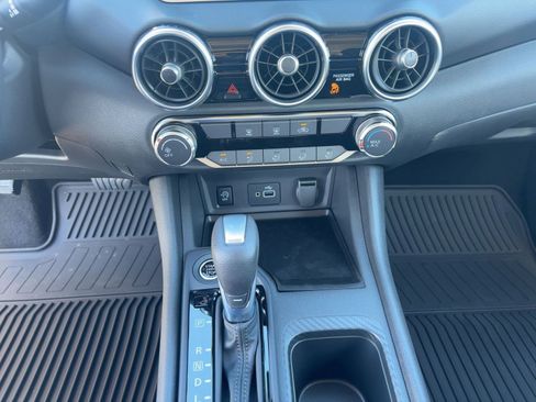 New 2025 Nissan Sentra S image 18