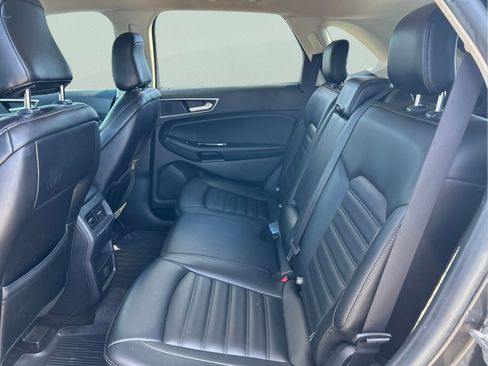 Used 2020 Ford Edge SEL FWD image 10