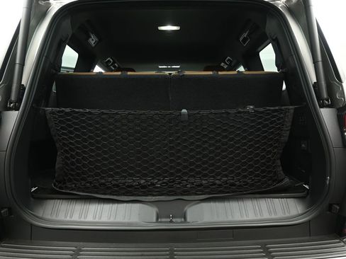 Used 2025 Lexus GX 550 w/ Accessory Package (2T) image 26