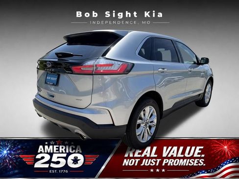 Used 2023 Ford Edge Titanium AWD/4WD image 13