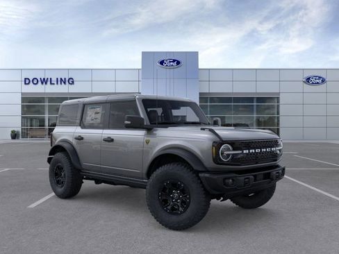 New 2025 Ford Bronco Badlands w/ Sasquatch Package image 7