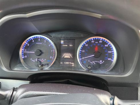 Used 2019 Toyota Highlander LE AWD/4WD image 36
