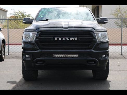 Used 2020 RAM 1500 Big Horn AWD/4WD image 3