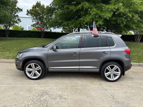 Used 2014 Volkswagen Tiguan R-Line AWD/4WD image 5