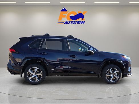 Certified 2025 Toyota RAV4 SE AWD/4WD image 5