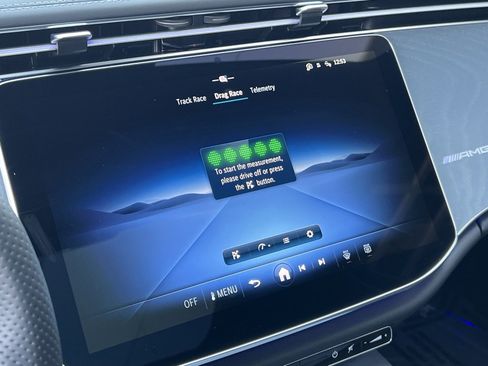 Used 2025 Mercedes-Benz E 53 AMG e 4MATIC Sedan image 27