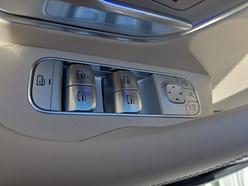 Used 2025 Mercedes-Benz GLE 53 AMG 4MATIC image 27