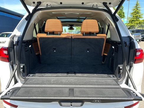 Used 2019 BMW X7 xDrive40i w/ Premium Package AWD/4WD image 26