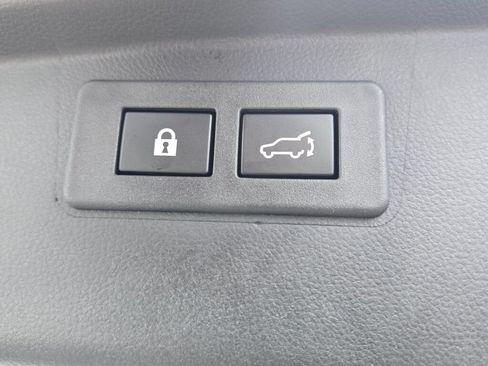 Certified 2025 Subaru Outback Premium AWD/4WD image 15