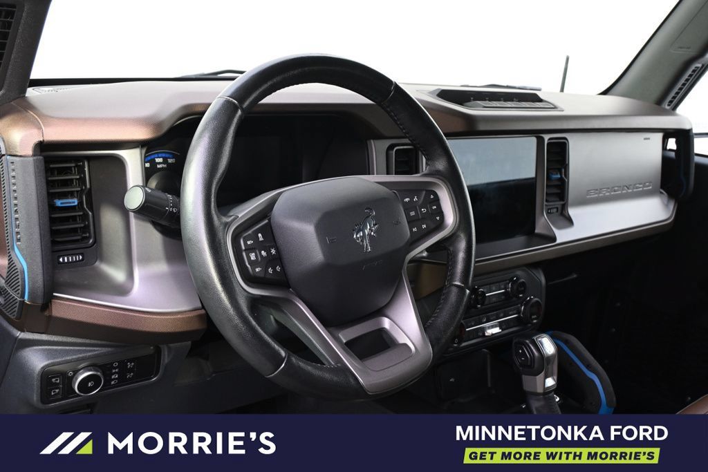 Used 2023 Ford Bronco Outer Banks w/ Sasquatch Package AWD/4WD image 11