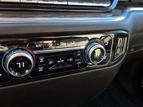 Used 2023 GMC Sierra 1500 SLE AWD/4WD image 22