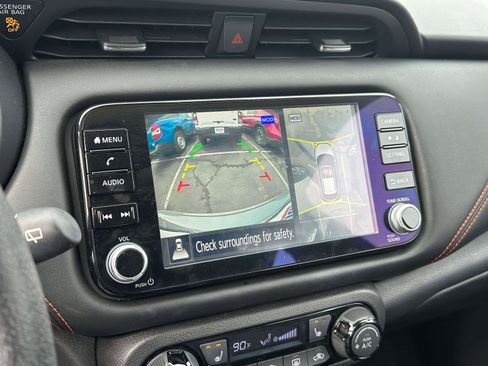 Used 2023 Nissan Kicks SR w/ SR Premium Package image 24