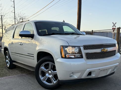 Used 2012 Chevrolet Suburban LTZ image 1