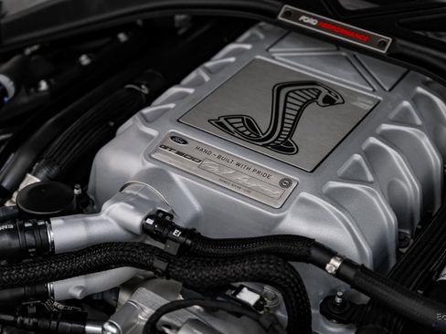 Used 2020 Ford Mustang Shelby GT500 w/ Carbon Fiber Track Pack image 67