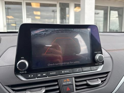 Used 2021 Nissan Altima 2.5 SR FWD image 44