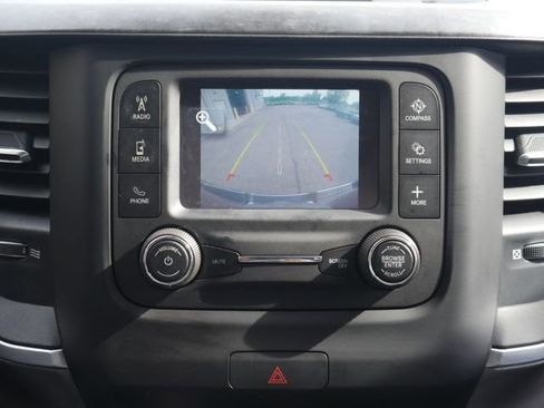 Used 2019 RAM 1500 Big Horn AWD/4WD image 4