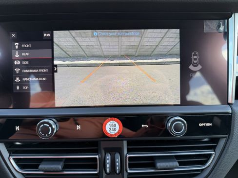 New 2026 Porsche Macan image 27