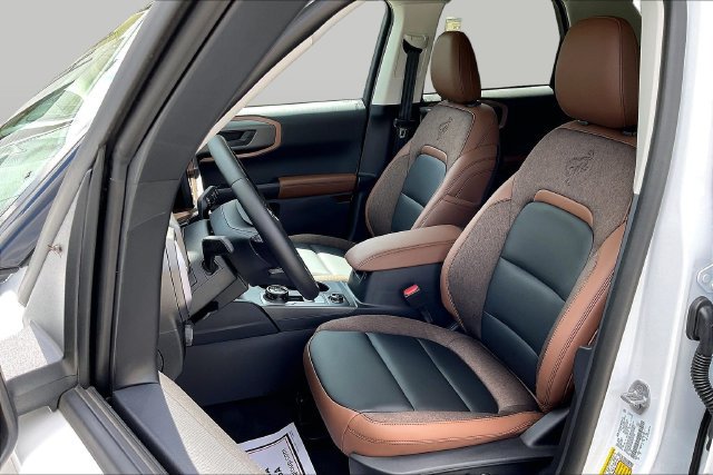 New 2026 Ford Bronco Sport Outer Banks w/ Outer Banks Tech Package+ AWD/4WD image 25