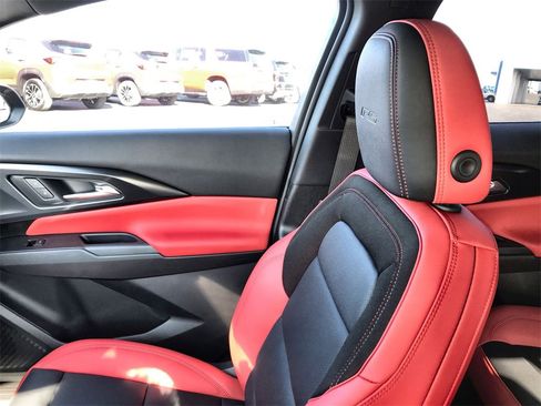 New 2026 Chevrolet Equinox EV RS image 24