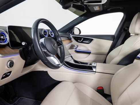 Used 2022 Mercedes-Benz C 300 4MATIC Sedan image 14