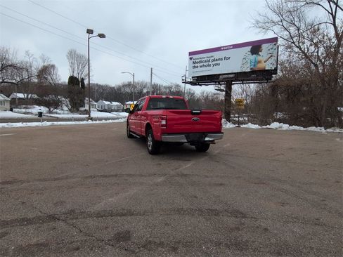 Used 2019 Ford F150 XLT w/ XTR Package image 3