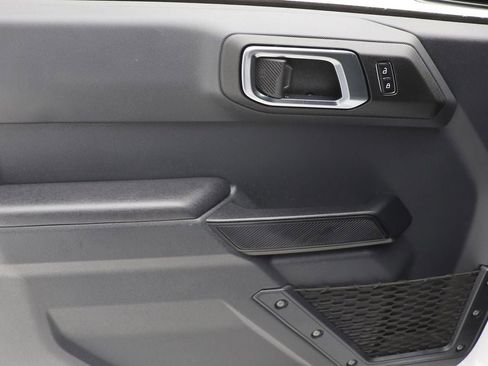 Used 2025 Ford Bronco Big Bend image 14