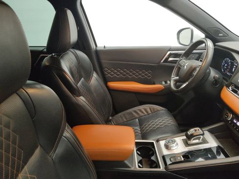 Used 2023 Mitsubishi Outlander SEL AWD/4WD image 21