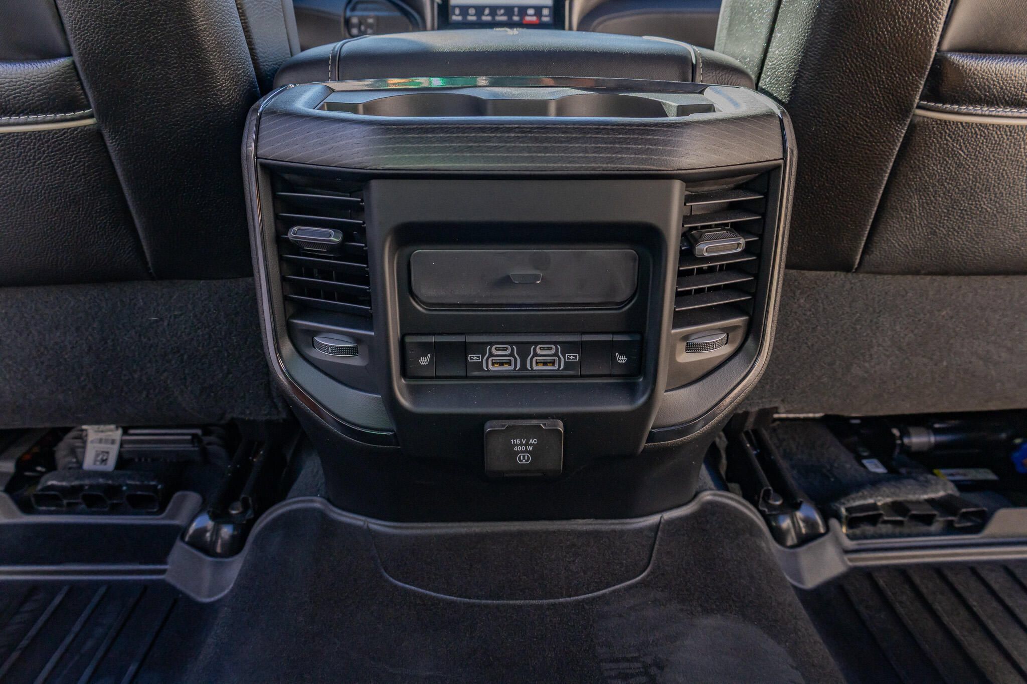 Used 2024 RAM 2500 Limited AWD/4WD image 35
