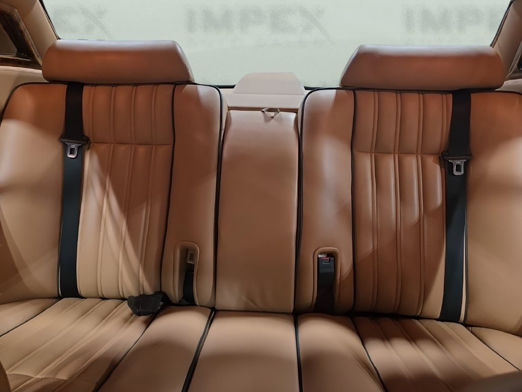 Used 1994 Bentley Brooklands RWD image 9