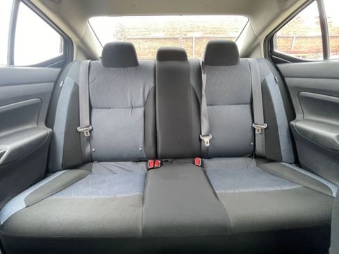 Used 2025 Nissan Versa SV image 36