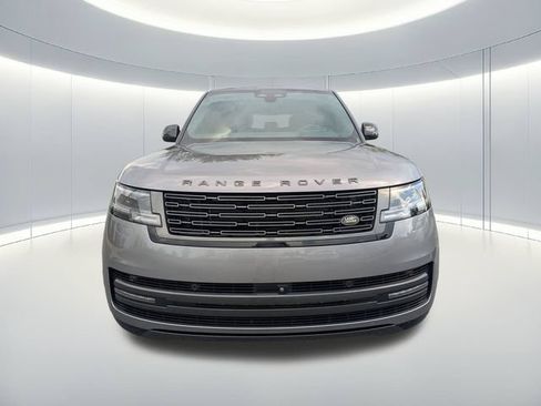 Used 2025 Land Rover Range Rover Long Wheelbase SE AWD/4WD image 8