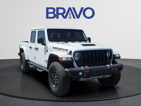 Used 2021 Jeep Gladiator Mojave w/ Trailer Tow Package AWD/4WD image 6