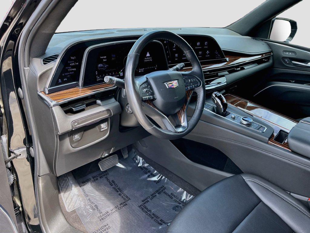 Used 2023 Cadillac Escalade ESV Luxury RWD image 17