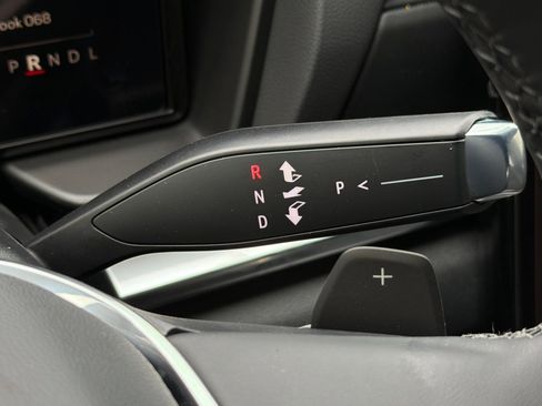 New 2026 GMC Terrain Elevation w/ Elevation Premium Package AWD/4WD image 23