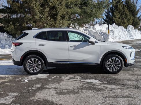 Used 2025 Buick Envision Preferred image 8